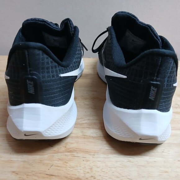 Nike Air Zoom Pegasus 39 Womens Size 7.5 Black White DH4072-001 EUC - Picture 10 of 16